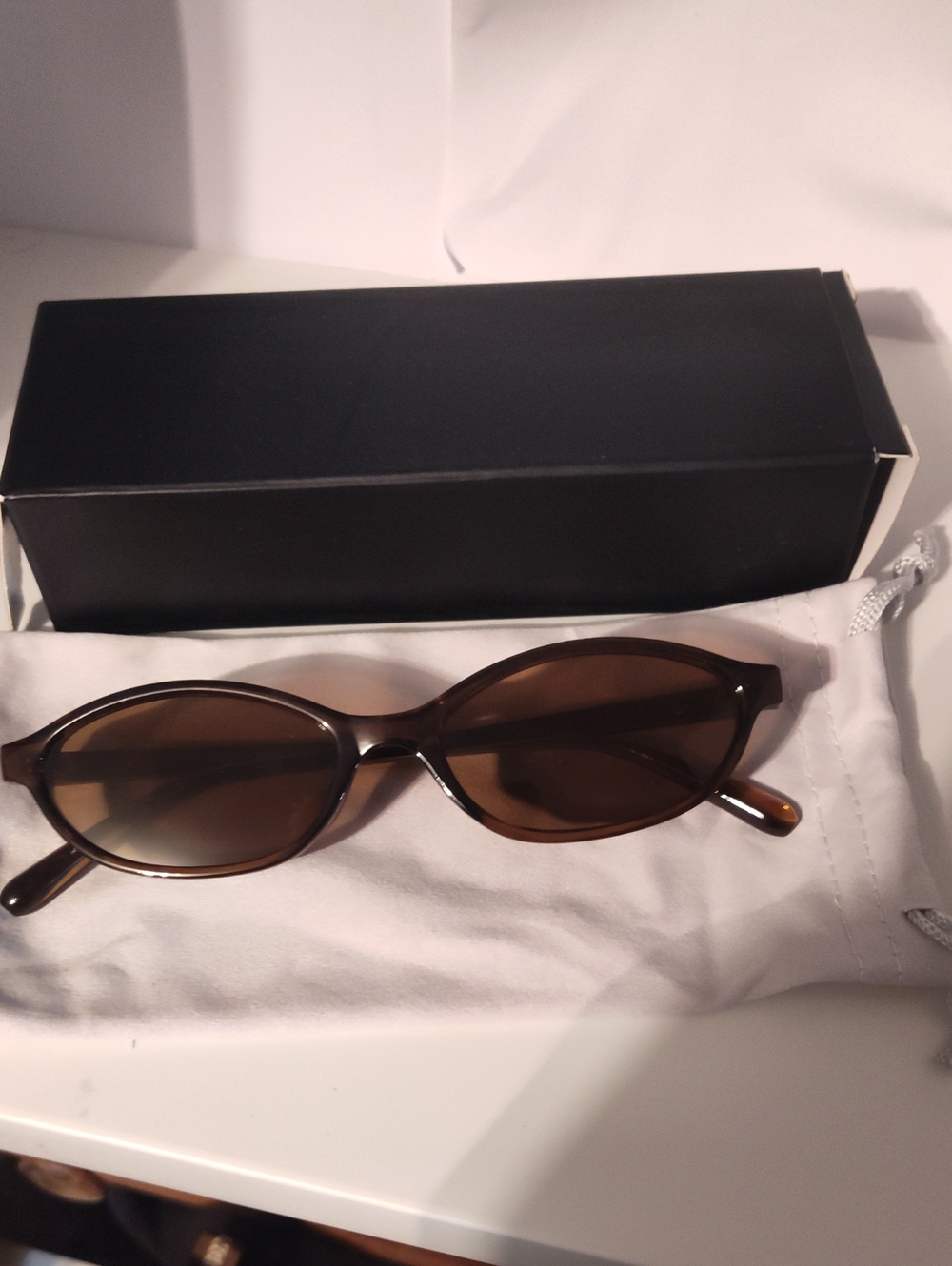Women's Slim Oval Sunglasses - Brown